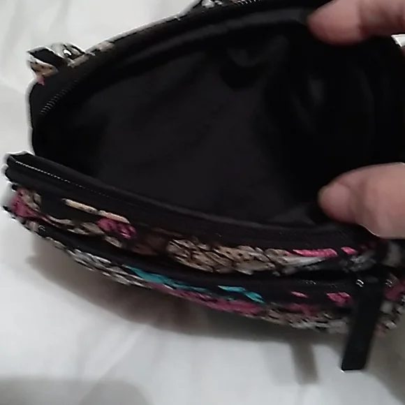 Vera Bradley crossbody purse - Picture 4 of 5